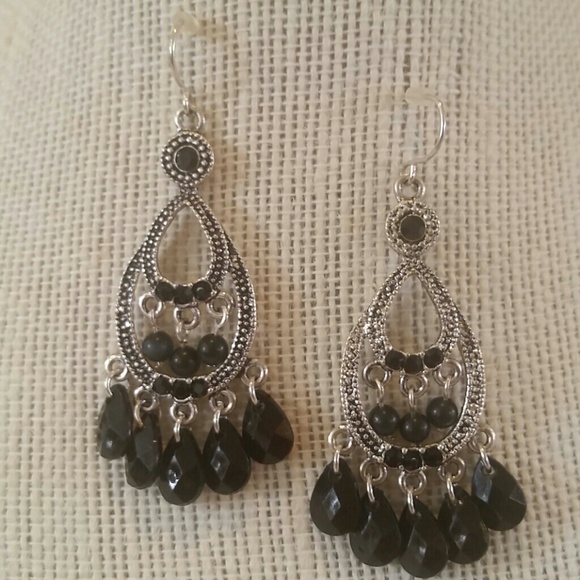 Silvertone dangle earrings w/beads and rhinestones in black, grey & amber - Picture 1 of 2